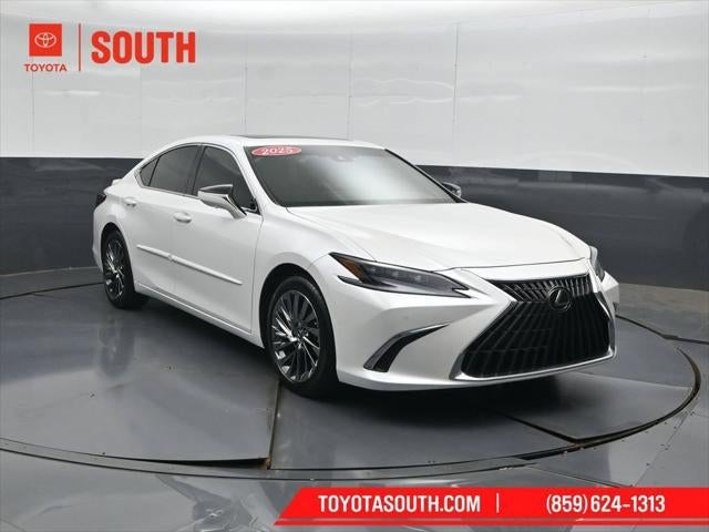2025 Lexus ES ES 300h Ultra Luxury