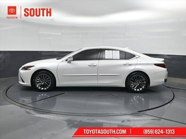 2025 Lexus ES ES 300h Ultra Luxury