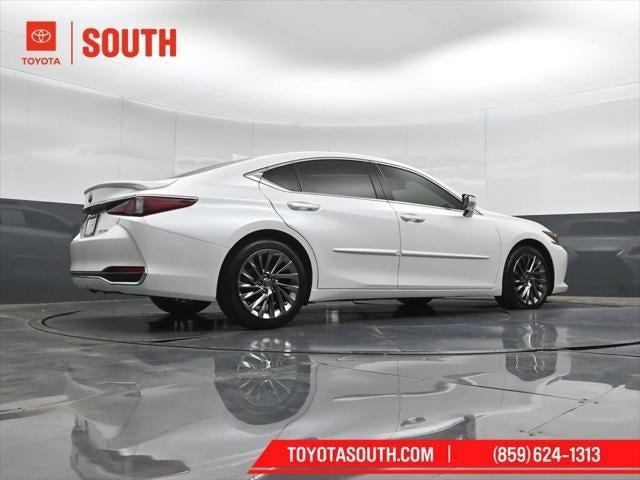 2025 Lexus ES ES 300h Ultra Luxury