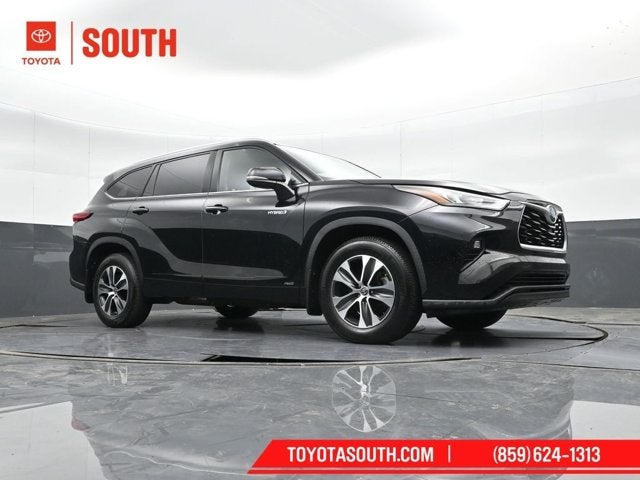 2020 Toyota Highlander Hybrid XLE