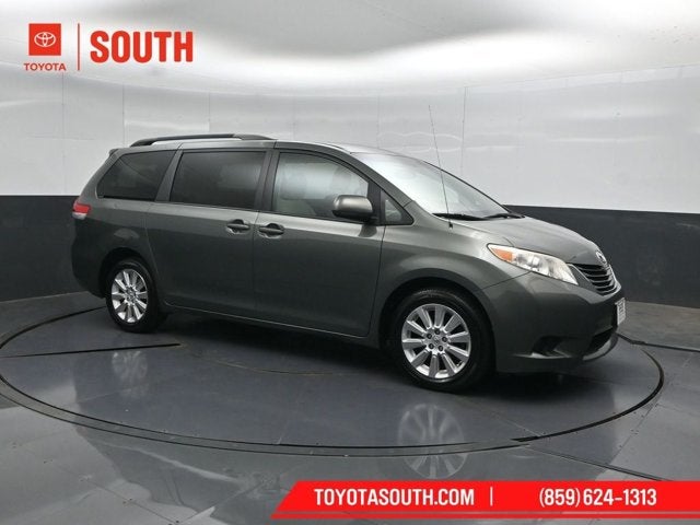 2014 Toyota Sienna LE