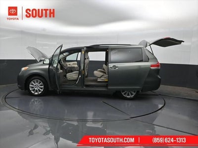 2014 Toyota Sienna LE
