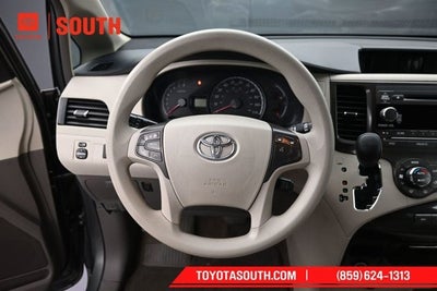 2014 Toyota Sienna LE