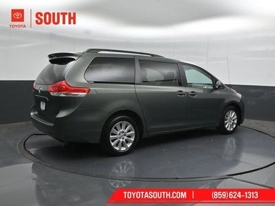 2014 Toyota Sienna LE