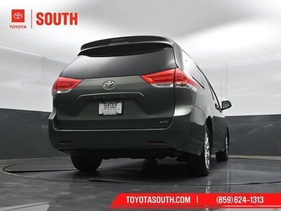 2014 Toyota Sienna LE