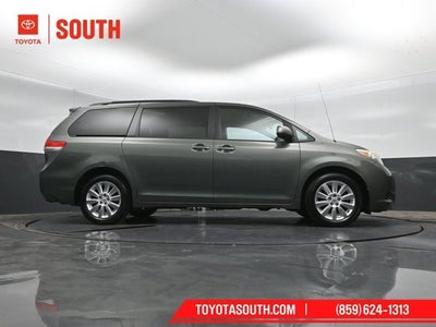 2014 Toyota Sienna LE