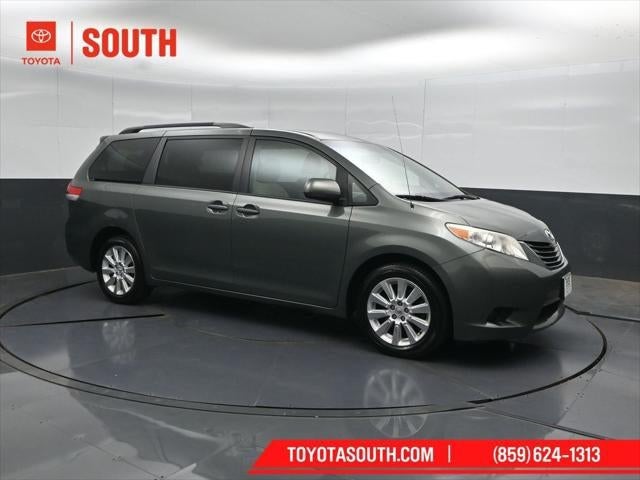 2014 Toyota Sienna LE