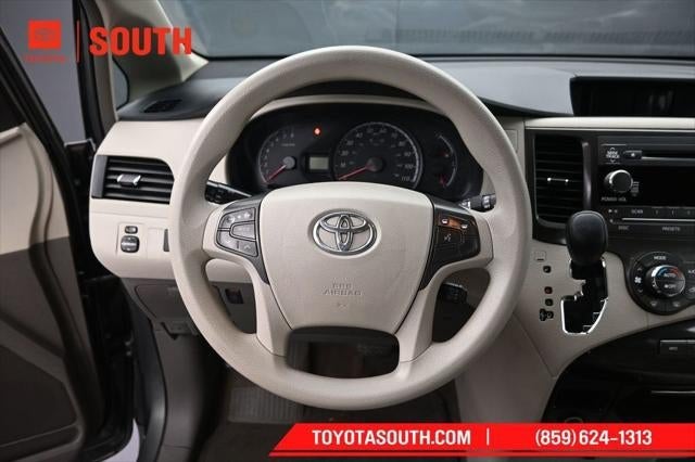 2014 Toyota Sienna LE