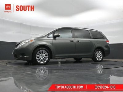 2014 Toyota Sienna LE