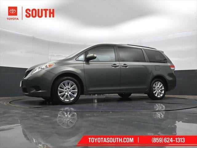 2014 Toyota Sienna LE
