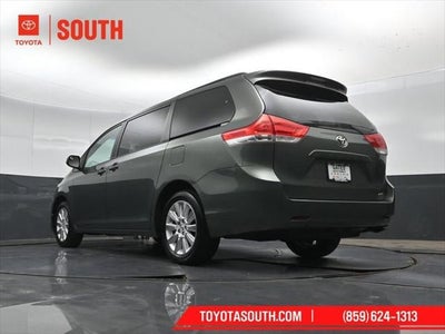 2014 Toyota Sienna LE