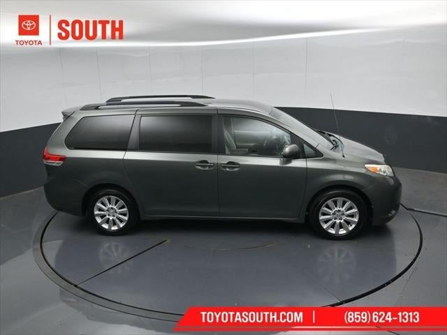 2014 Toyota Sienna LE