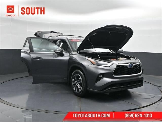 2023 Toyota Highlander Hybrid XLE