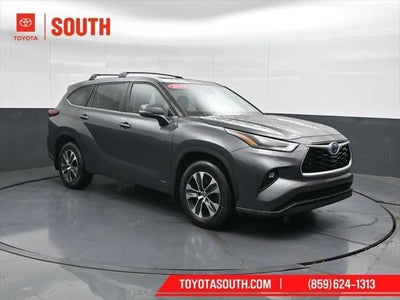 2023 Toyota Highlander Hybrid XLE