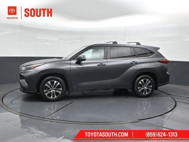 2023 Toyota Highlander Hybrid XLE
