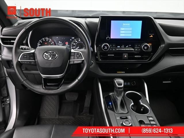 2023 Toyota Highlander XSE