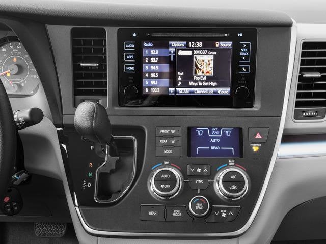 2016 Toyota Sienna LE AAS