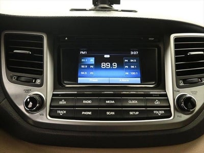 2017 Hyundai TUCSON SE