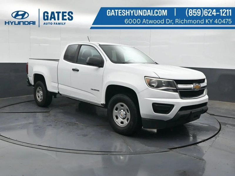 Used pickup trucks on the lot at Gates Hyundai in Richmond, Kentucky